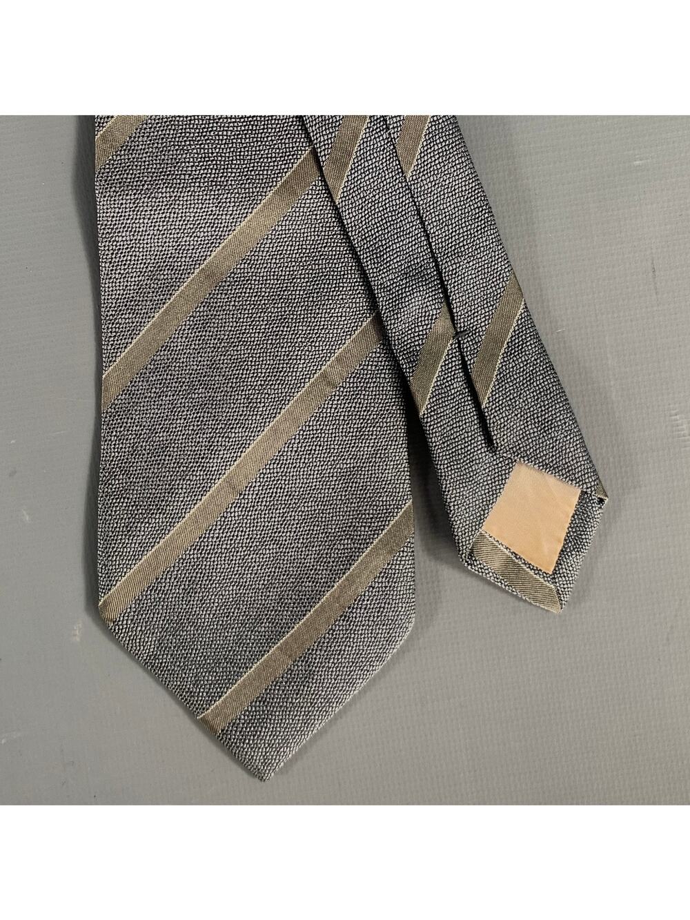 ISSEY MIYAKE Gray Tan Stripe Silk Tie